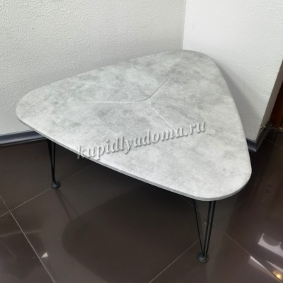 Стол журнальный Мальта (Бетон светлый)